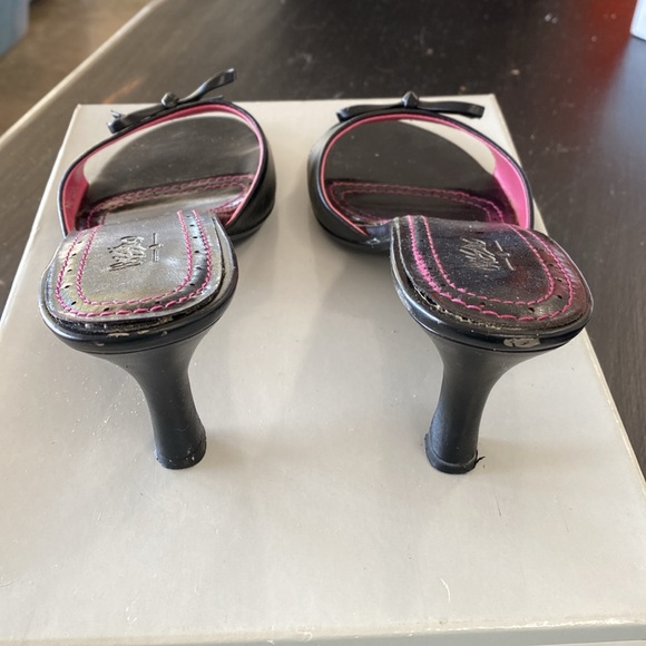 Mossimo Slides - Picture 3 of 5